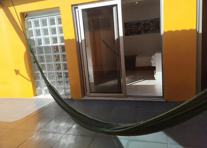 The Ferry House Casa de Férias